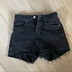 High-waisted Black Denim Mom Jeans